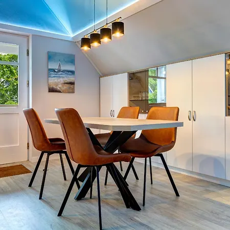 Duenenhaus Unserusedomde Ca80qm Mit Privater Sauna Und Kamin Parkplatz Direkt Am 3i3 Apartmán *